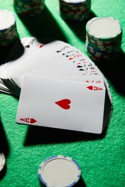 kini toto live-dealer studio with professional dealers and HD cameras
